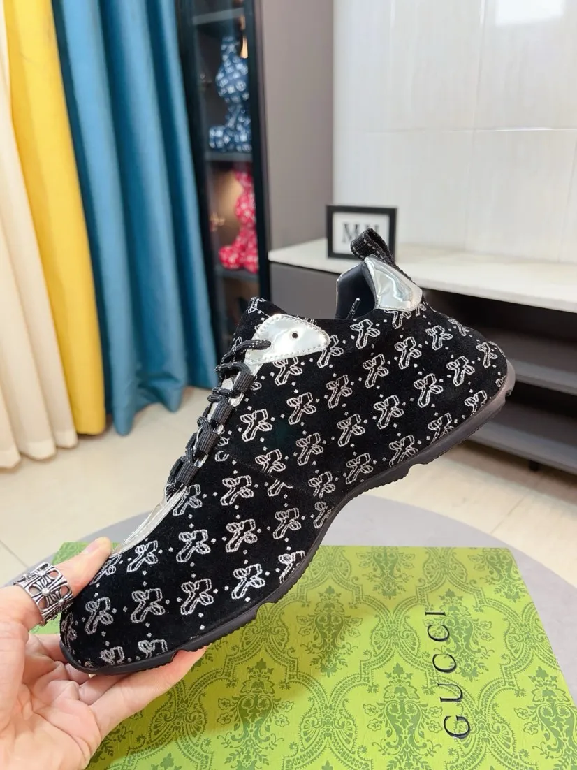 Men's shoes 💰560🌹🌹【GUCCI】pop-top casual sneakers with daddy outsole, breathable and comfortable, easy to walk, a versatile style for trendy men, upper with cowhide edged outsole design➕genuine leather lining➕Gucci's popular original outsole, sports and running style, super comfortable. Code number 38-44